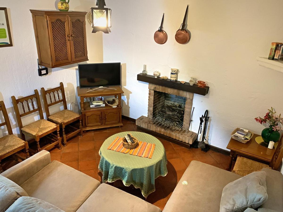 Acogedora casa rural en Zahara de la Sierra Exterior foto