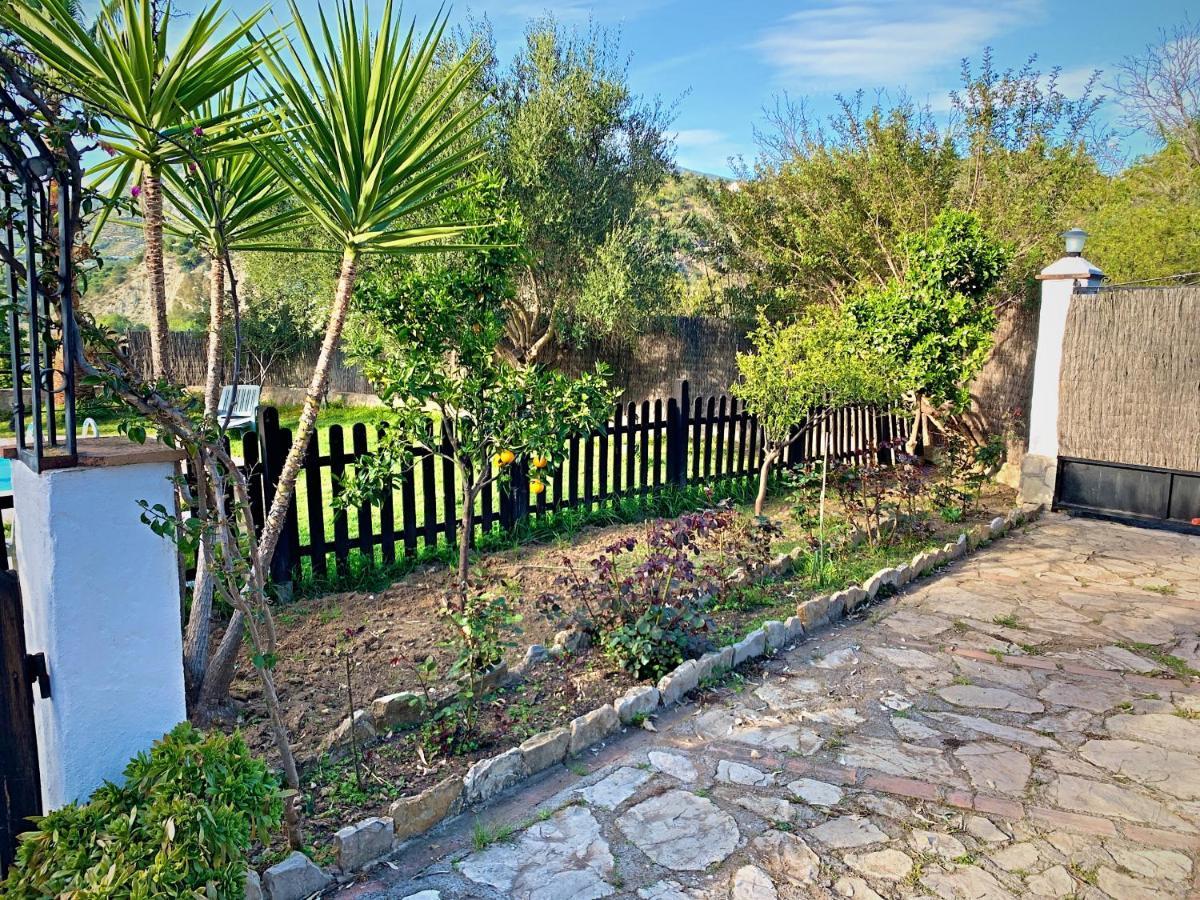Acogedora casa rural en Zahara de la Sierra Exterior foto